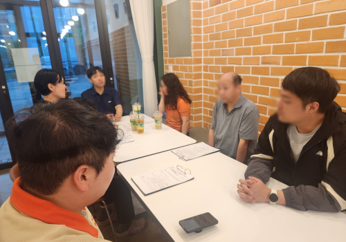 25년 5월 19일 입주민 대표회의 진행하였습니다.
